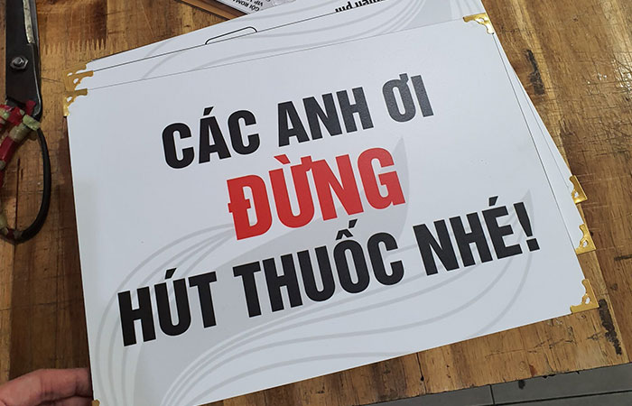 In decal cán màng mờ