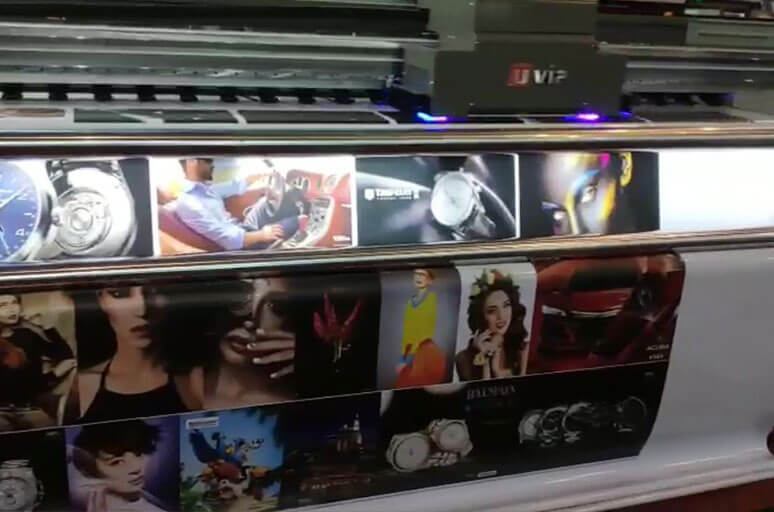 Máy in uv cuộn U Vip in trên chất liệu bạt không gân