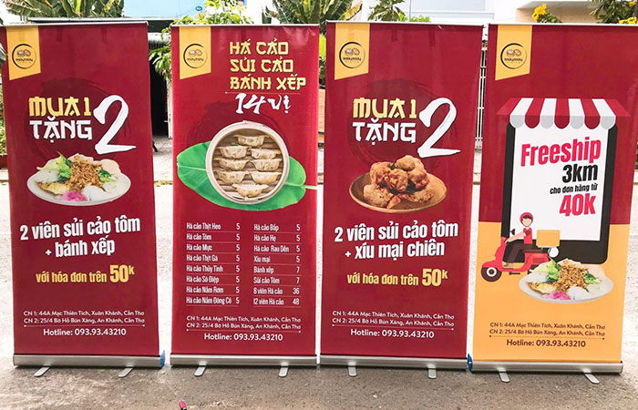 Chân standee quảng cáo